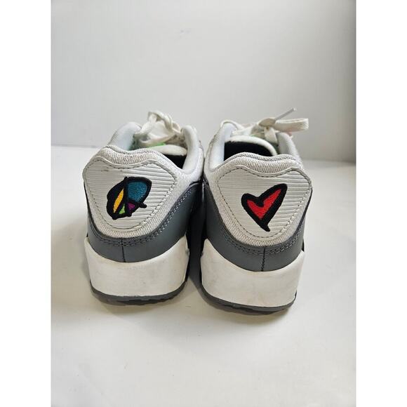 Nike Air Max 90 | Peace Love and Swoosh | US Men's 8/ Women's 10 - Picture 4 of 9